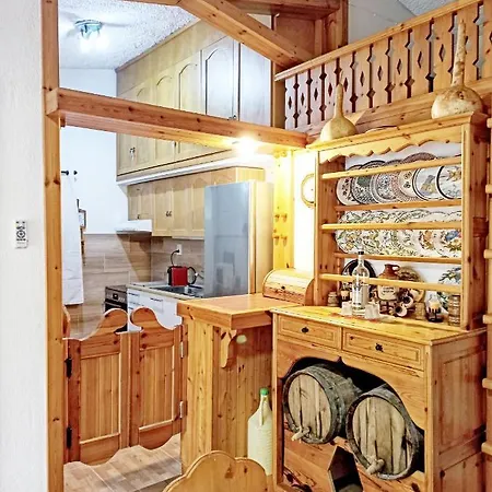 Squirrels, With View *